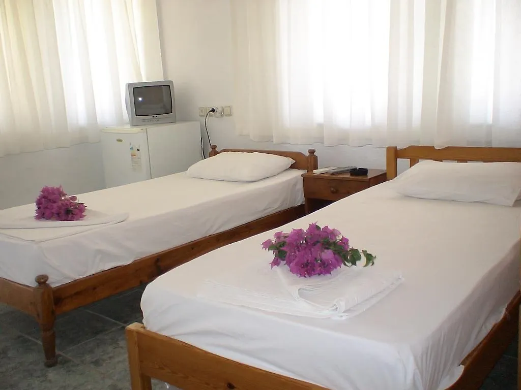 Oda ve Kahvaltı Onur Pension Fethiye